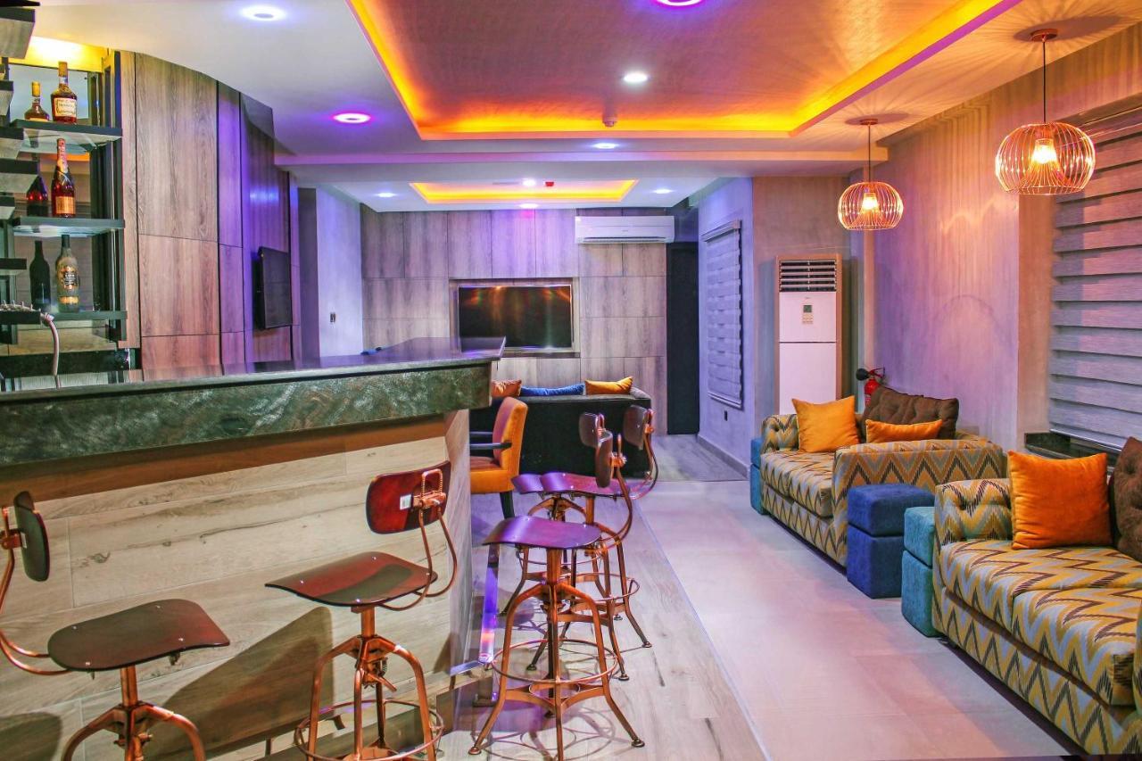 Joshesther Olive Hotel Ikeja Eksteriør billede